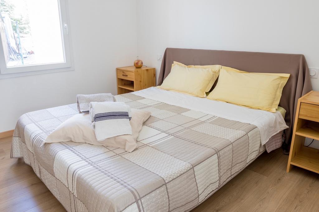 Villa La Luberonnette à Saint-Saturnin-lès-Apt Chambre photo